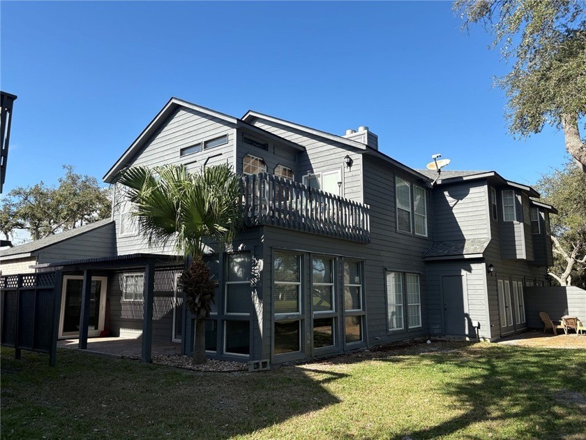 What a great place to call home in the quiet, sophisticated Oak - photo 2