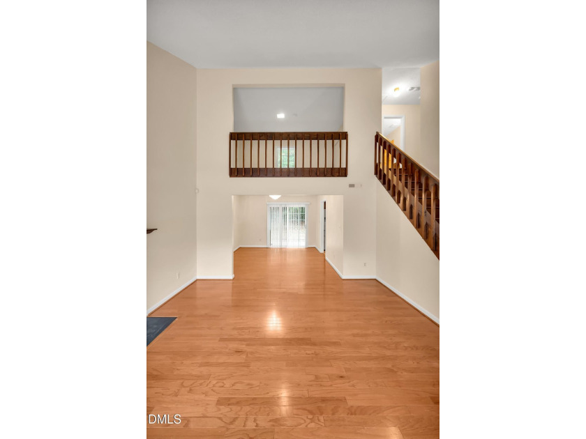 Authentic Mid-Century Modern gem on a private cul-de-sac in - photo 7