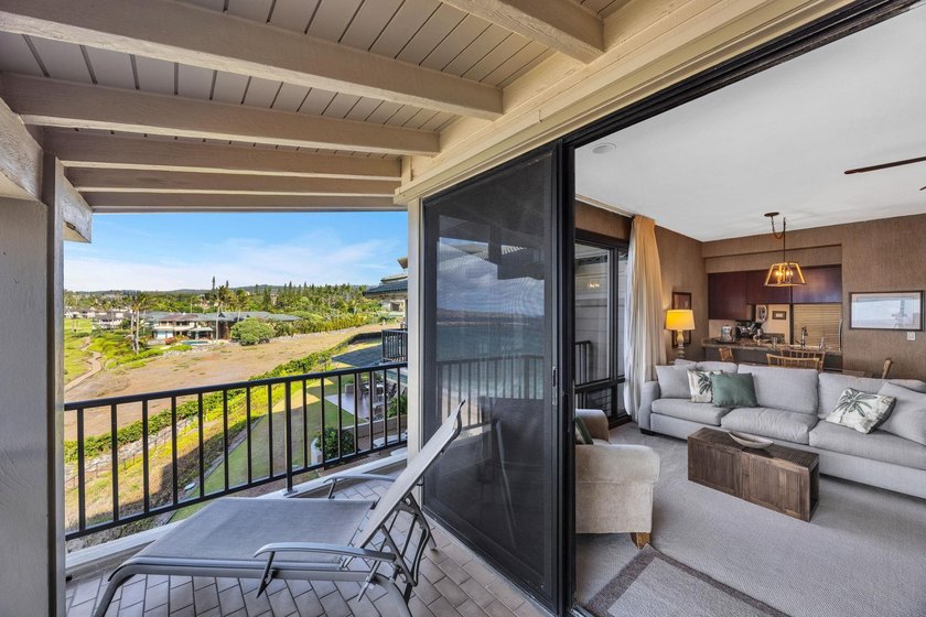 WOW! The Kapalua Bay Villa you have been waiting for can now be - photo 11