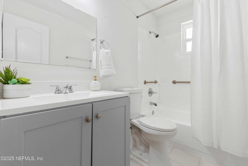 Welcome home to this beautifully updated 3-bedroom, 2-bath brick - photo 22