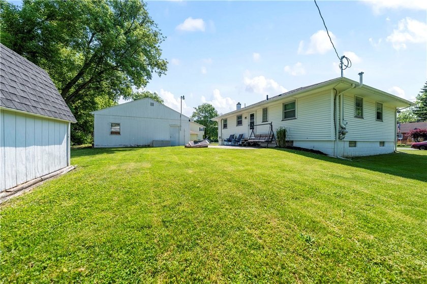 Welcome to 18 Chester Avenue! This beautifully maintained - photo 26