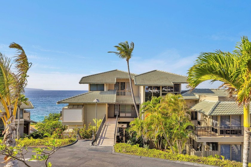 WOW! The Kapalua Bay Villa you have been waiting for can now be - photo 37