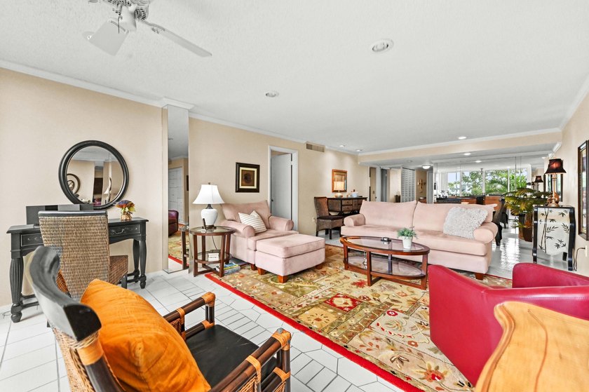 Experience the ultimate Florida lifestyle in this expansive - photo 4