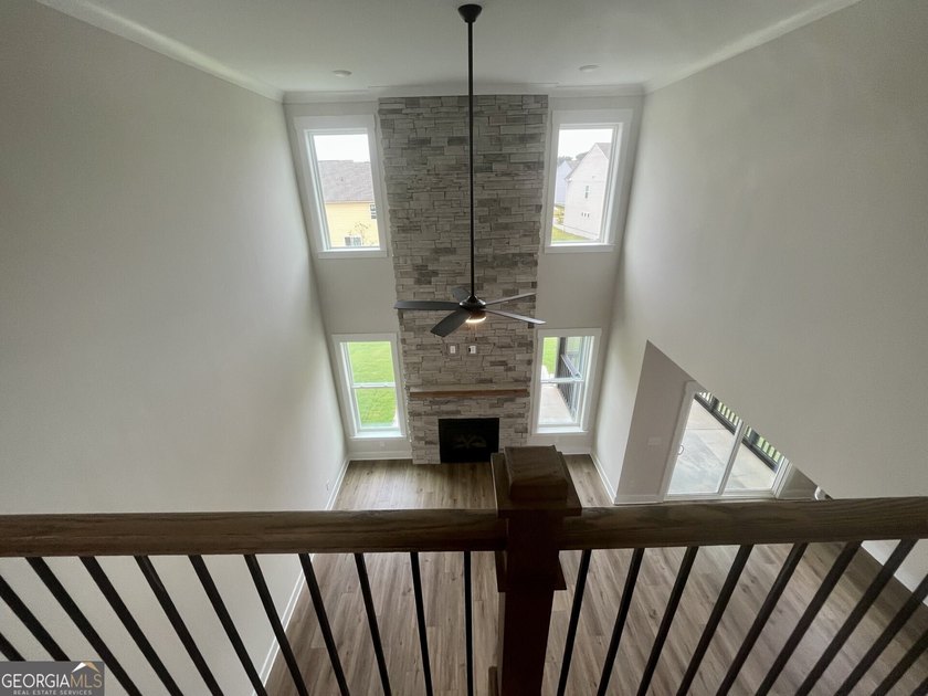 Fall in love with the Raleigh by Eastwood Homes, thoughtful - photo 11