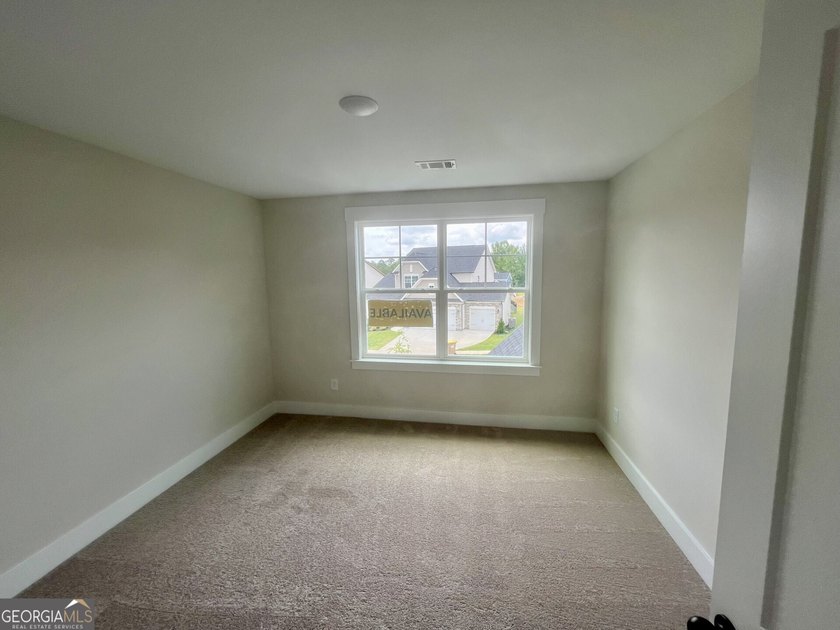 Fall in love with the Raleigh by Eastwood Homes, thoughtful - photo 17