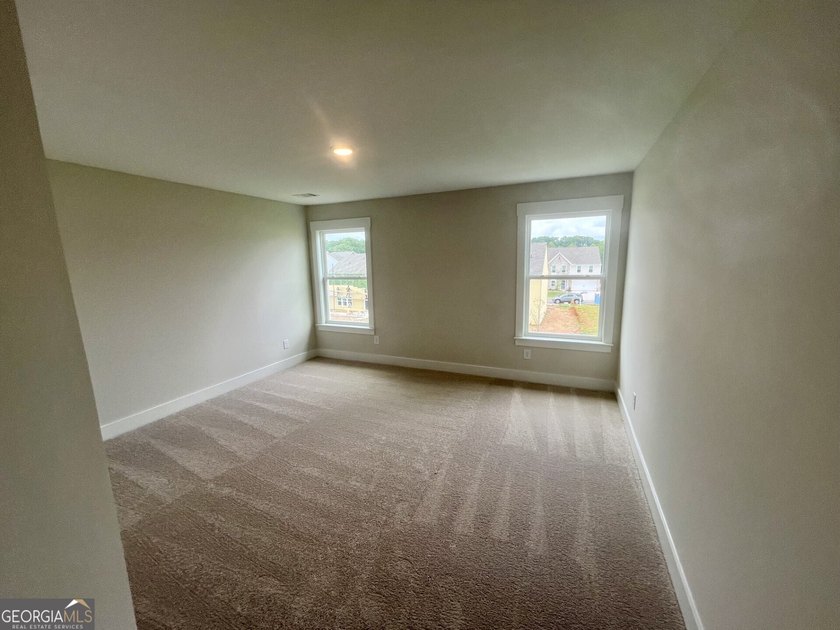Fall in love with the Raleigh by Eastwood Homes, thoughtful - photo 19