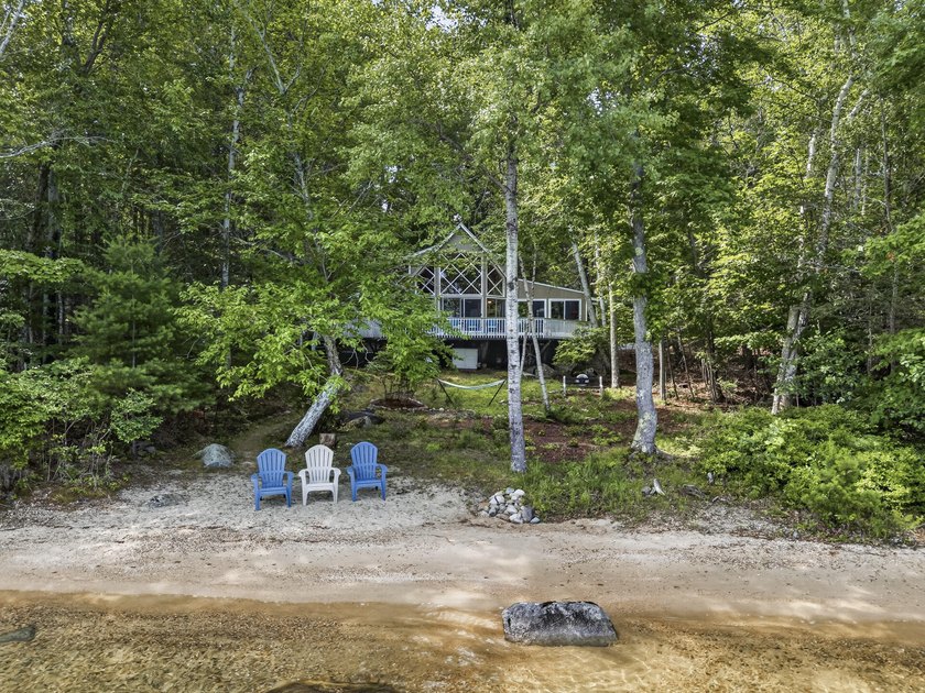 Experience the very best of Frye Island from this bright - photo 4