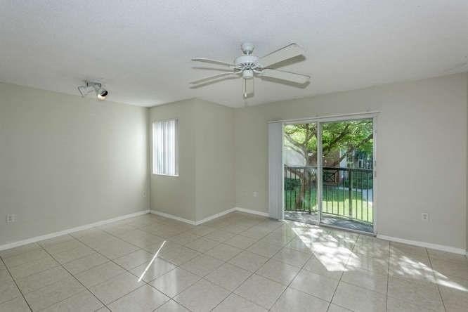 Beautiful unit in a unique resort style community of Grand Isles - photo 2