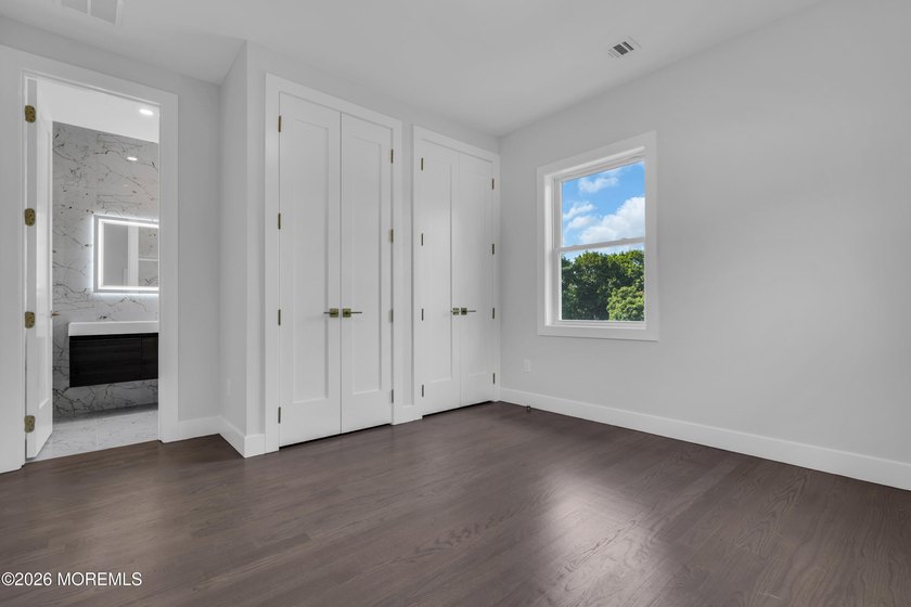 Welcome to The Baron Model. A luxurious home to be built in the - photo 37
