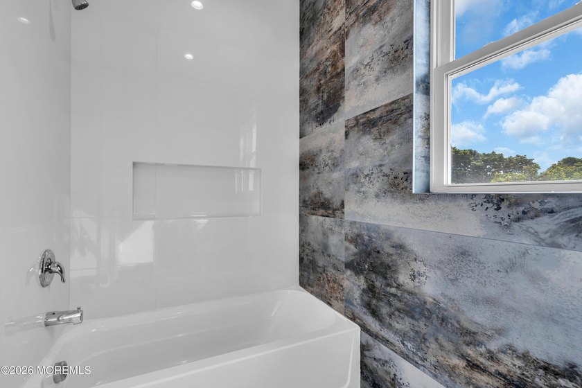 Welcome to The Baron Model. A luxurious home to be built in the - photo 42