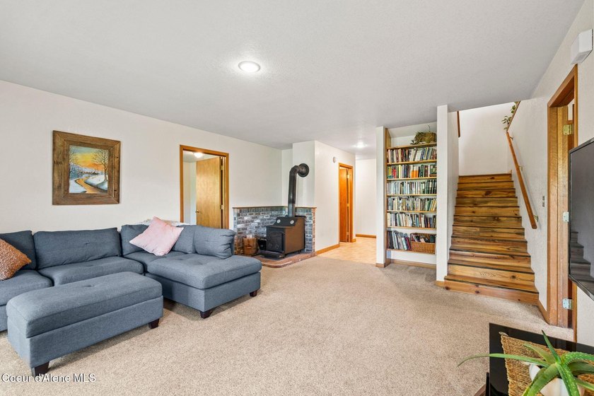 Escape to nature and opportunity with this rare, fully updated - photo 15