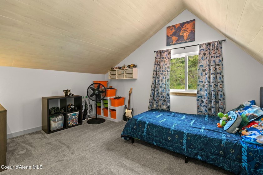 Escape to nature and opportunity with this rare, fully updated - photo 34