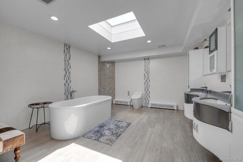 Welcome to This Totally Renovated 5 Bedroom, 4.5 Bath - photo 14