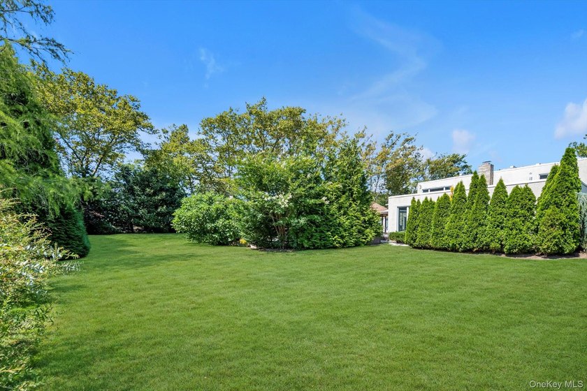 Welcome to This Totally Renovated 5 Bedroom, 4.5 Bath - photo 27