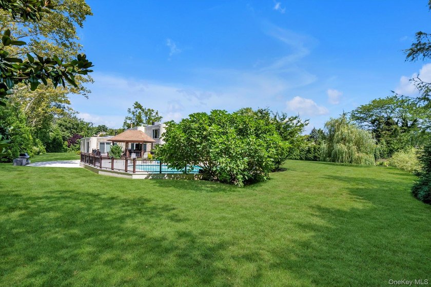 Welcome to This Totally Renovated 5 Bedroom, 4.5 Bath - photo 28
