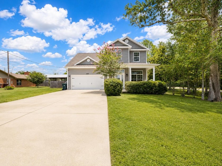 Welcome to a home that's built for making memories. Perfectly - photo 29