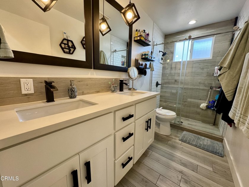Welcome to 1948 Stevely Avenue, a beautifully remodeled - photo 17