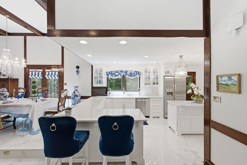 Welcome to 305 Beech Street, a truly special Tudor-inspired home - photo 22