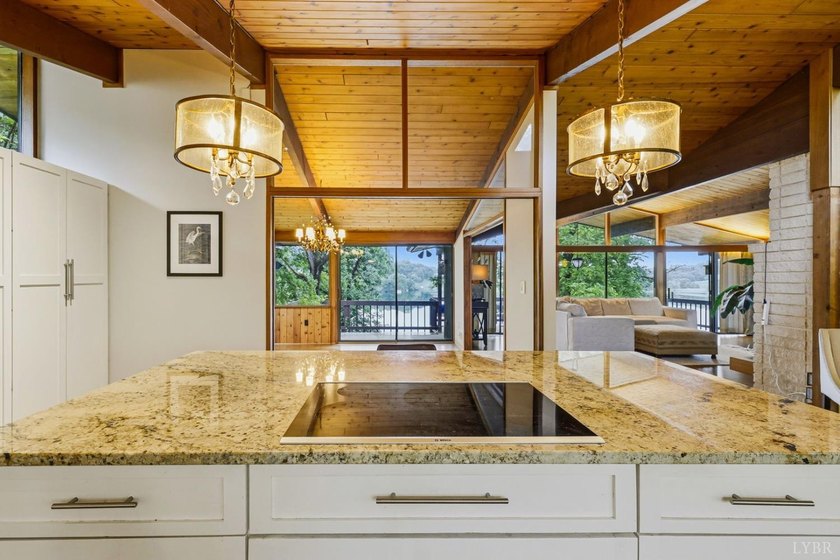 Nestled at the end of a private drive, this lakeside sanctuary - photo 29