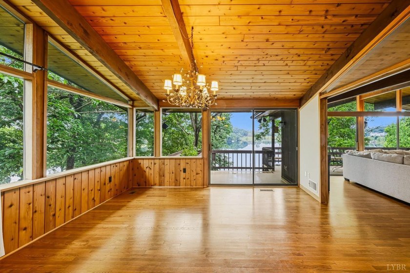 Nestled at the end of a private drive, this lakeside sanctuary - photo 30