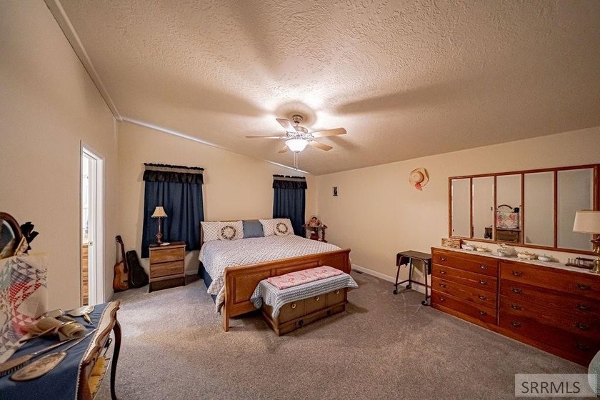 *$5,000 towards lot rent* Welcome to this impeccable 3-Bedroom - photo 23