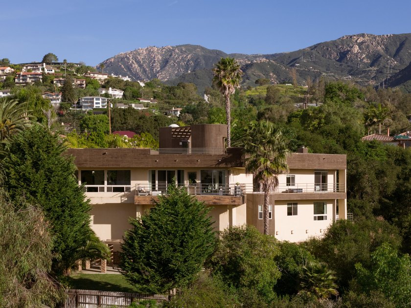 Perched atop the coveted Eucalyptus Hill neighborhood, this - photo 24