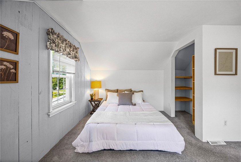 Welcome home to this charming 4-bedroom property offering the - photo 25