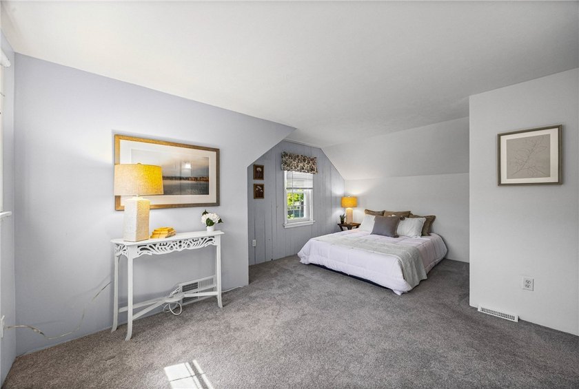 Welcome home to this charming 4-bedroom property offering the - photo 26