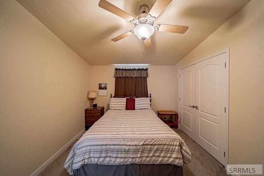 *$5,000 towards lot rent* Welcome to this impeccable 3-Bedroom - photo 33