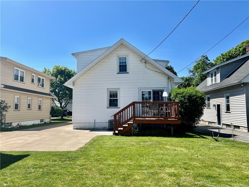 Welcome home to this charming 4-bedroom property offering the - photo 38