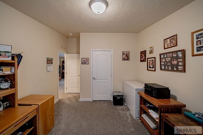 *$5,000 towards lot rent* Welcome to this impeccable 3-Bedroom - photo 39