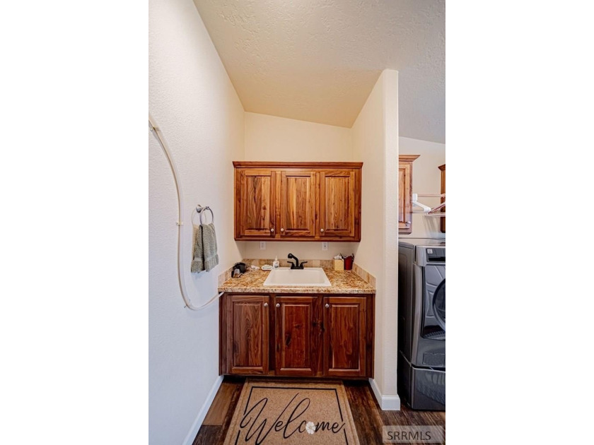 *$5,000 towards lot rent* Welcome to this impeccable 3-Bedroom - photo 41