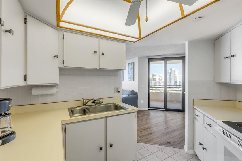 10th-Floor Daytona Beach Shores Condo with Ocean &amp; Intracoastal - photo 21