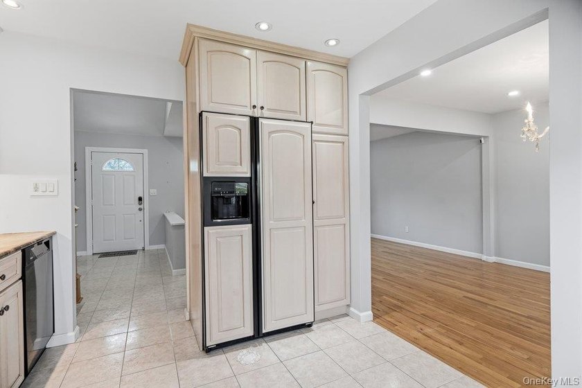 ***GPS USE NORTH MASSAPEQUA*** Welcome to Viceroy Estates! - - photo 14