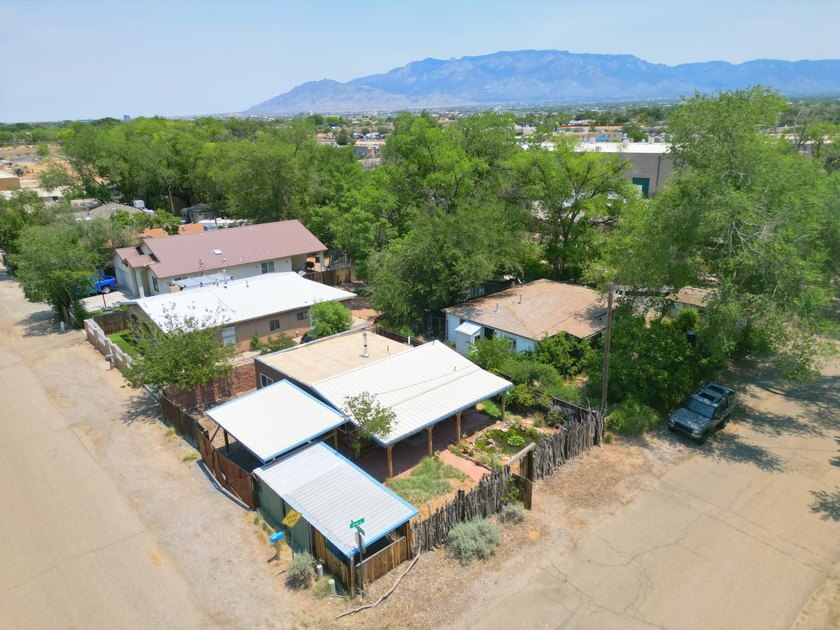 Charming North Valley retreat tucked away in a peaceful setting - photo 22