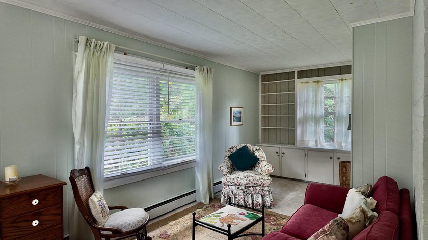 Welcome to this spacious 4,048-square-foot home at 192 Sunset - photo 42