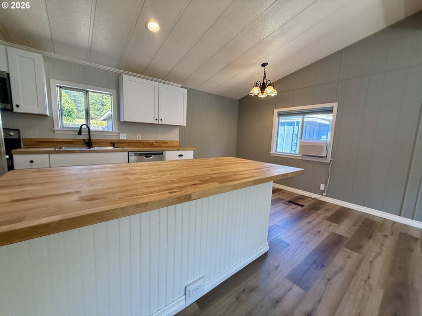 Discover easy, low-maintenance living in this beautifully - photo 6