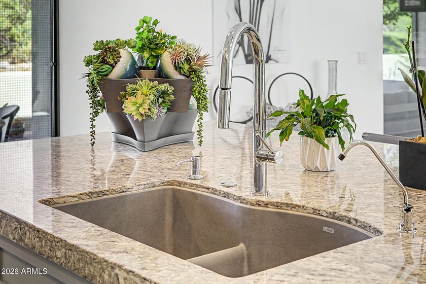 Desert elegance meets modern comfort in this exceptional 2019 - photo 15