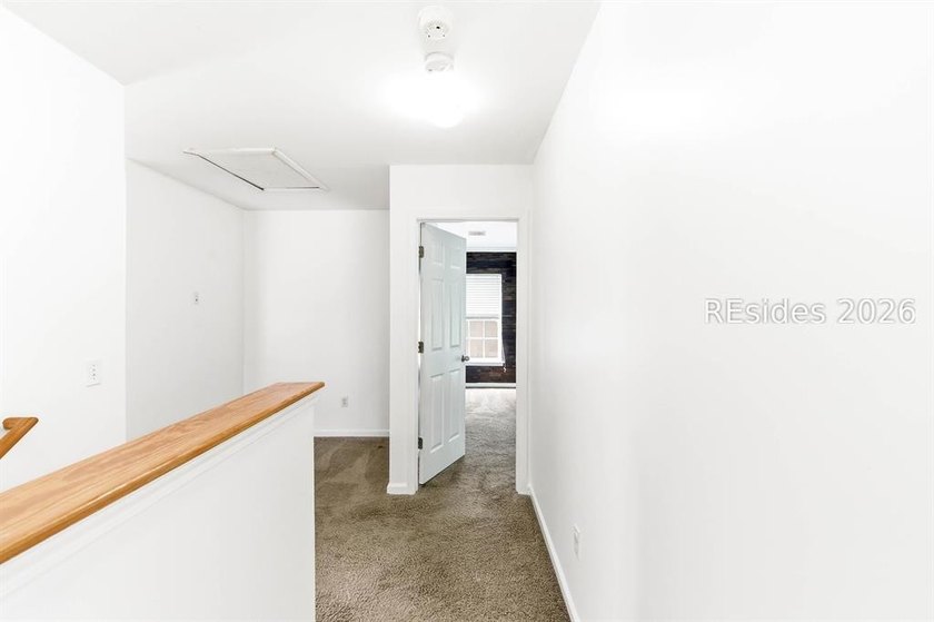 Discover this spacious 1,700+ sq. ft., 3 bedroom, 2.5 bath home - photo 13