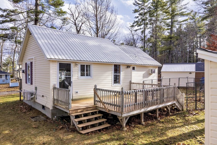 Vacationland! Experience Maine summer living on Sebago's western - photo 22