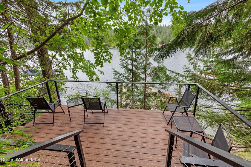 SPECTACULAR HOME IN BEAUTIFUL ROCKFORD BAY, ''NO WAKE ZONE - photo 30
