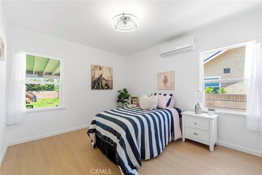 Beautifully and refreshed, these two bedrooms &amp; one bathroom - photo 15