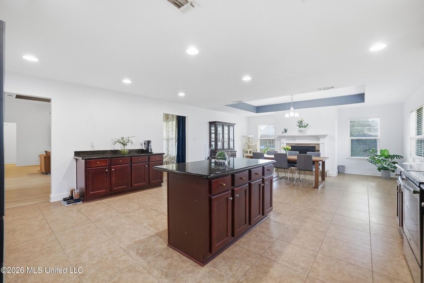 Space, comfort, and versatility come together in this - photo 21