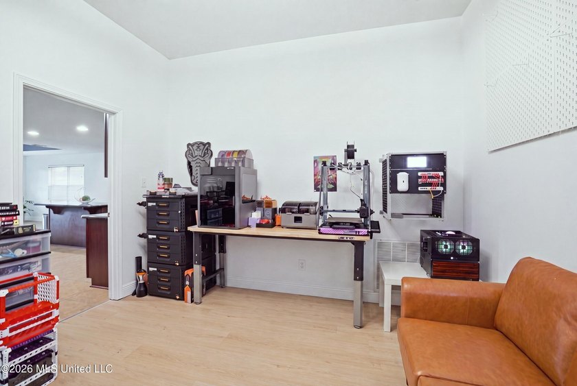 Space, comfort, and versatility come together in this - photo 35