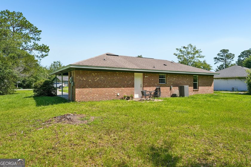 Welcome to 310 Watts Street in Saint Marys, GA! This charming - photo 29