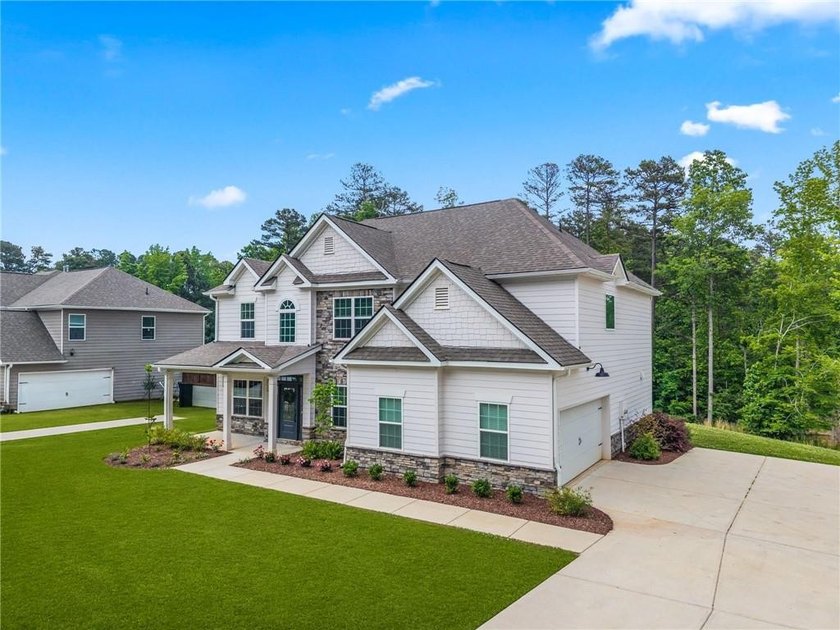 UPGRADED. NO HOA! RARE FIND IN THIS PRICE RANGE. BUYER - photo 3