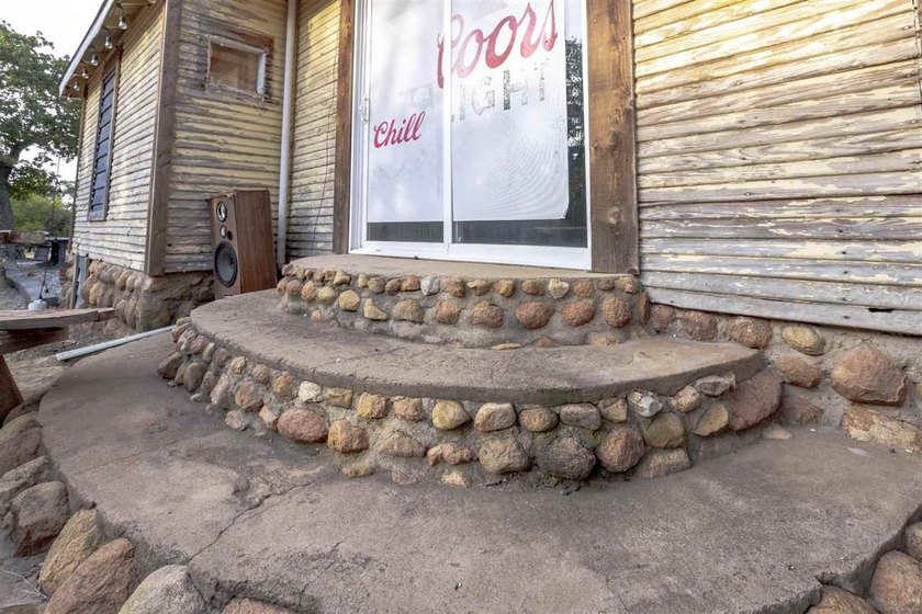 Amazing Medicine Park opportunity! This little piece of Medicine - photo 6