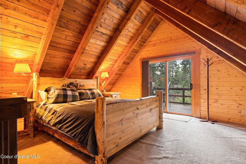 Enjoy the breathtaking views of the Mountains rising from the - photo 15