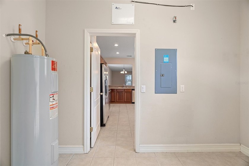 Under contract-accepting backup offers. Back on the Market! - photo 16