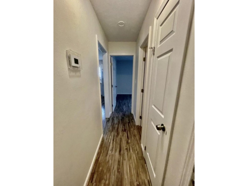 Motivated Seller! Do Not disturb tenants! Zoned Suburban - photo 12